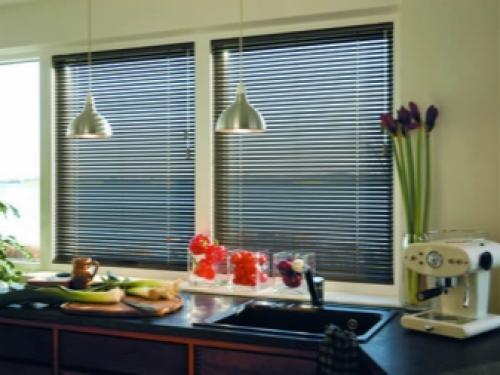 Жалюзи на окна вертикальные. Тканевые жалюзи 06
