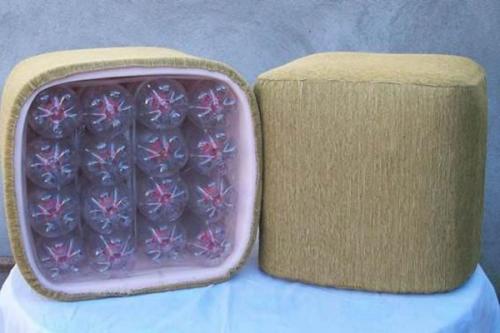 Пуфик из бутылок с описанием. Пуфик из пластиковых бутылок: изготавливаем маленький шедевр своими руками пошагово