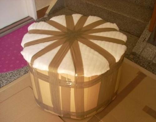 Пуфик из бутылок с описанием. Пуфик из пластиковых бутылок: изготавливаем маленький шедевр своими руками пошагово