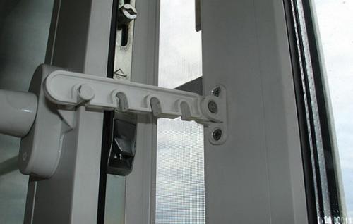 Плачут окна, как избавиться. Почему плачут окна. Причины и что надо делать для устранения плача