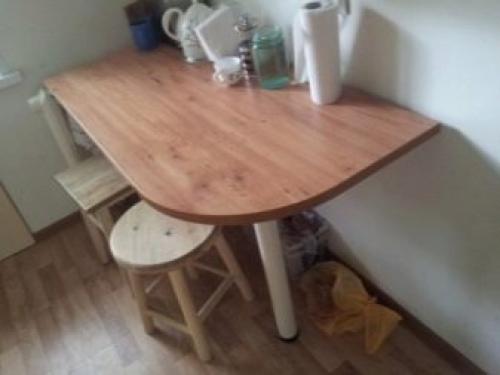 Как на кухне поставить стол. Куда поставить стол на кухне? 34