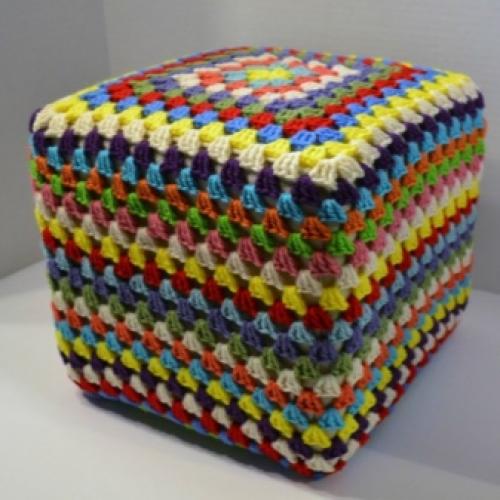 Пуфик своими руками из бутылок. Как сделать пуф из пластиковых бутылок своими руками? 01 Пуфик своими руками из бутылок. Как сделать пуф из пластиковых бутылок своими руками? 01