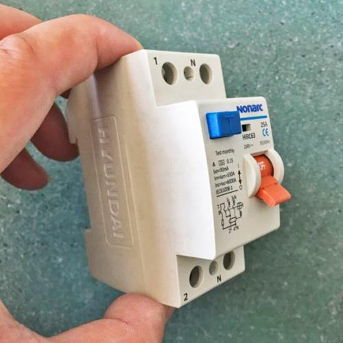 Нужно ли в квартире заземление. Опасность частного заземления квартиры: понятным языком - для каждого!