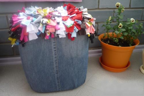 Пуфик своими руками из бутылок. Как сделать пуф из пластиковых бутылок своими руками? 15 Пуфик своими руками из бутылок. Как сделать пуф из пластиковых бутылок своими руками? 15