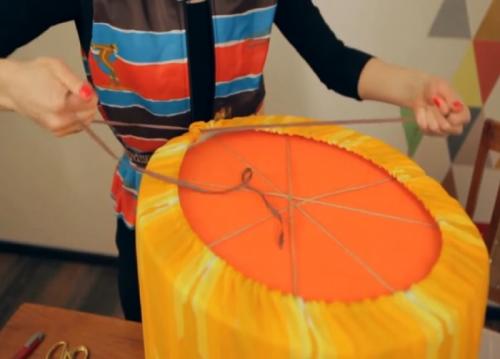 Пуфик своими руками из бутылок. Как сделать пуф из пластиковых бутылок своими руками? 11 Пуфик своими руками из бутылок. Как сделать пуф из пластиковых бутылок своими руками? 11