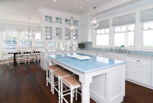 Как сделать темную кухню светлее. Несколько тонкостей, как сделать вашу кухню намного светлее, не прибегая к большому количеству светильников