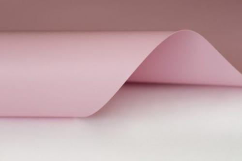 Чем заклеить дырку в натяжном потолке пвх. Виды полотен