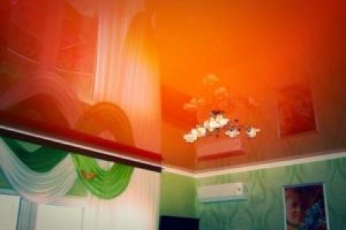 Чем заклеить дырку в натяжном потолке пвх. Виды полотен