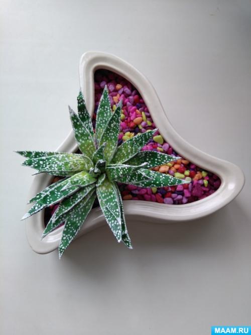 Поделки из коробки из под яиц. 29 октября. Выставка поделок из яичных лотков на МААМ