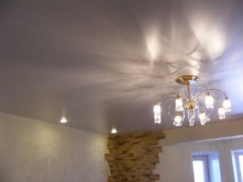 Как визуально сделать потолок выше. Маленькие хитрости 04