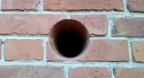 Как сделать вентиляцию в комнате. Как организовать вентиляцию в глухой комнате без окна