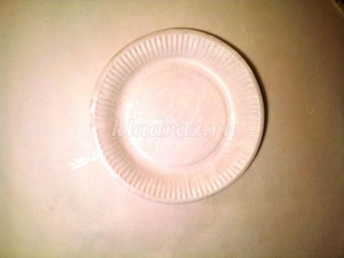 Декупаж с яичной скорлупой. Декупаж подноса из дерева яичной скорлупой 20