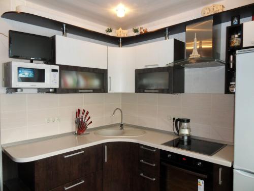 Какого цвета выбрать мойку на кухню. Как выбрать мойку для кухни в 5 простых шагов