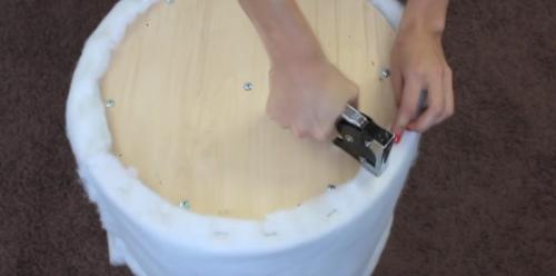 Стул из пластиковых бутылок своими руками.   04