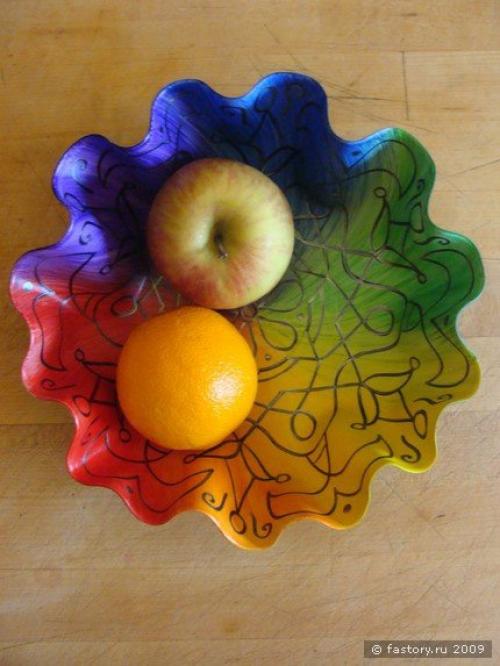 Что можно сделать из пластинок. Ваза для фруктов 15