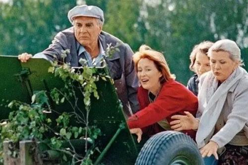 Загородный дом актрисы. Шикарный загородный дом актрисы Галины Польских