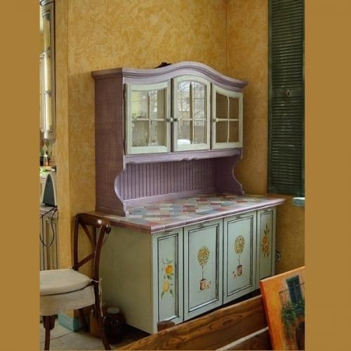 Старинный буфет в современном интерьере. Русский колорит 06