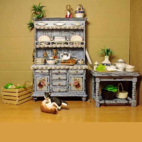 Старинный буфет в современном интерьере. Русский колорит 02