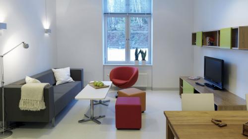 Гостиная минимализм. Интерьер и дизайн гостиной в стиле минимализм