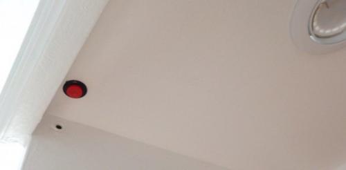 Как покрасить старый буфет. Как преобразить старый советский сервант