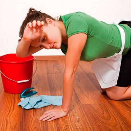 Чем мыть ламинат. Мытьё ламината в доме – советы профессионалов