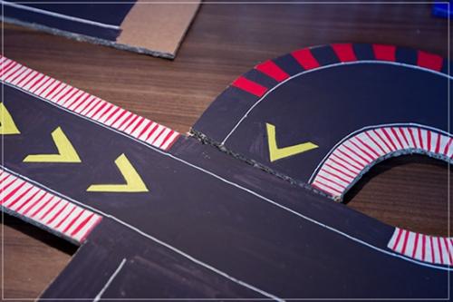 Как сделать трек для машинок из картона. Как сделать детский гоночный трек