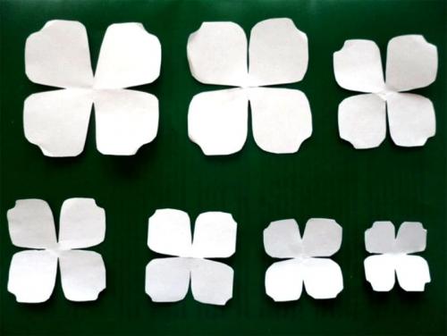 Объемные цветы из пластиковых бутылок. 7 способов научиться делать цветы из пластиковых бутылок своими руками