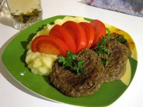 Как приготовить говяжью печень для ребенка. Печень говяжья: рецепты для детей