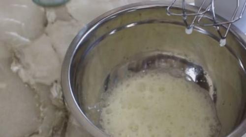 Крем для кексов без яиц. Рецепты крема для украшения кексов