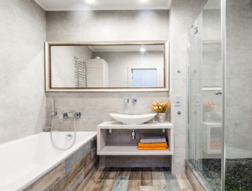 Плитка декор для ванной. 6 правил и 4 типа плитки в ванную 09