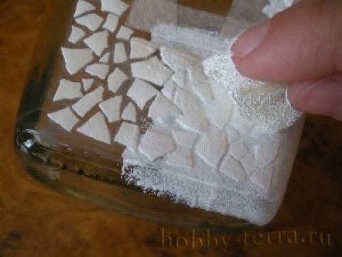 Декупаж яичной скорлупой на стекле. Декупаж яичной скорлупой: мастер-класс с фото