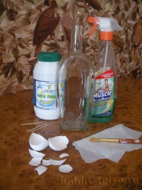 Декупаж яичной скорлупой на стекле. Декупаж яичной скорлупой: мастер-класс с фото