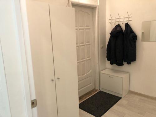 Дизайн комнаты 13 кв м с диваном. Как мы комнату 13,5 кв.м. превратили в мини-студию