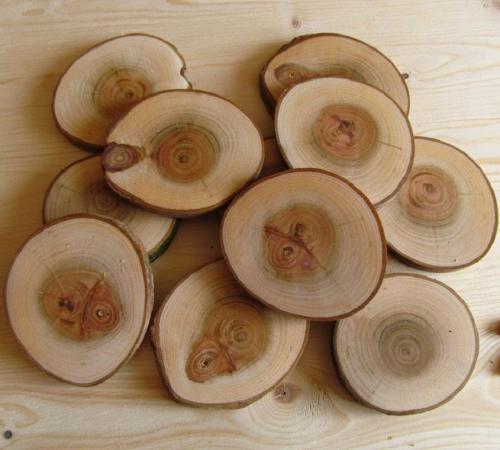 Стены из кусочков дерева. ПАННО ИЗ СПИЛОВ ДЕРЕВА В ИНТЕРЬЕРЕ