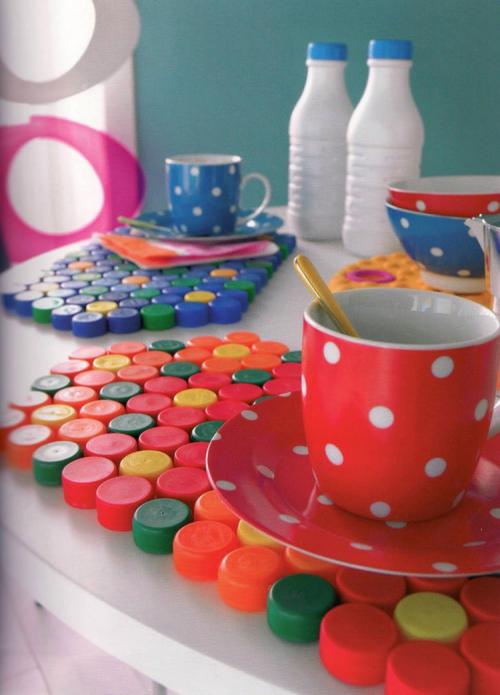 Поделки из пластиковых бутылок. Поделки из пластиковых крышек от бутылок