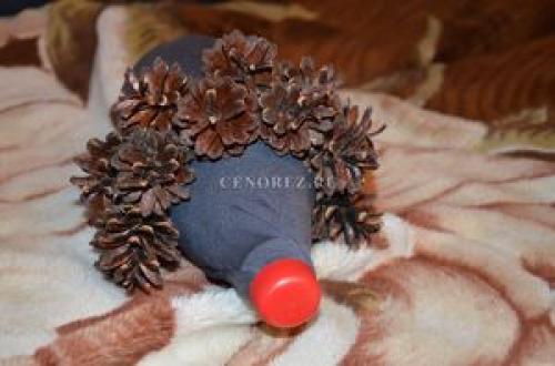 Ежик из пластиковых бутылок. Ежик из пластиковой бутылки 01