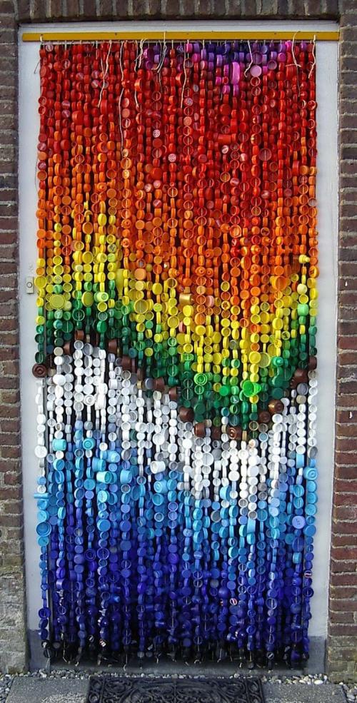 Поделки из пластиковых бутылок. Поделки из пластиковых крышек от бутылок