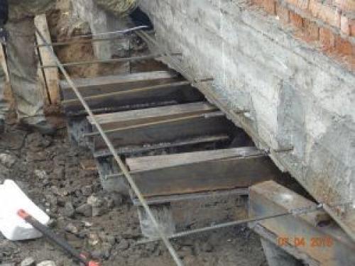 Ремонт старого фундамента. Возможные варианты ремонта