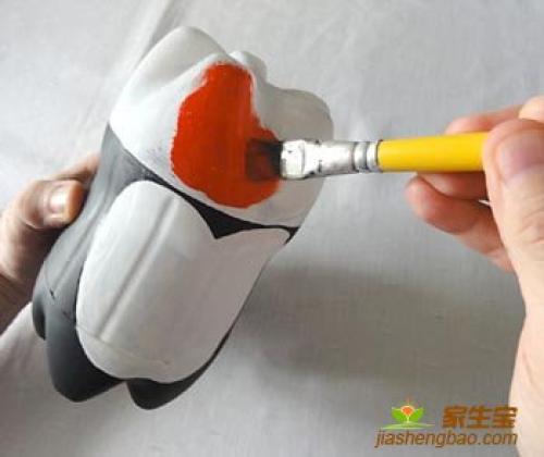 Пингвин из бутылок пластиковых. Пингвин из пластиковых бутылок своими руками. Мастер-класс 23