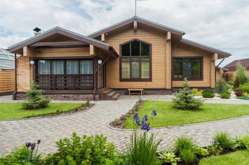 Дизайн двора своими руками частного дома. Принципы планировки двора возле частного дома 06