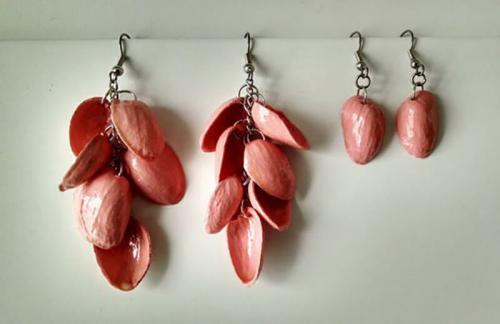 Птички из фисташек. Поделки из фисташек. Из фисташковой скорлупы поделки