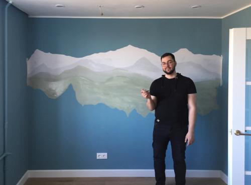 Как нарисовать горы на стене в детской. МАСТЕР-КЛАСС: Как быстро и недорого декорировать пустую стену