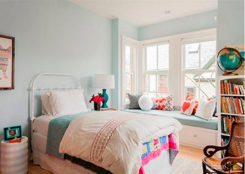 Как украсить комнату подростка своими руками из подручных материалов. Как украсить комнату девочки-подростка своими руками: простые идеи