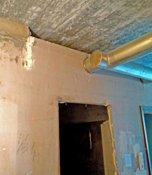 Снос сантехкабины в панельном доме. Плюсы и минусы сантехкабины.