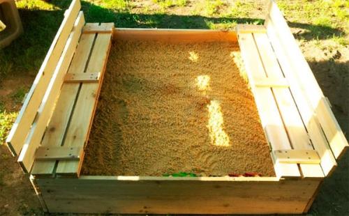 Песочница своими руками закрытая. Как сделать песочницу с крышкой: чертежи, фото