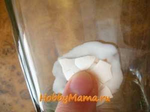 Декупаж из яичной скорлупы. Как с помощью яичной скорлупы создать шедевр декоративного искусства: мозаика и декупаж 14