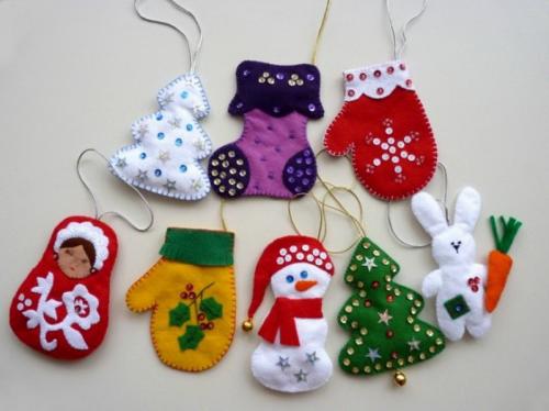 Новогодние игрушки своими руками из ткани. Елочные игрушки из ткани своими руками 16