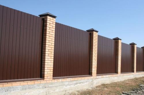 Забор из профлиста своими руками пошаговая инструкция. Способы установки 02