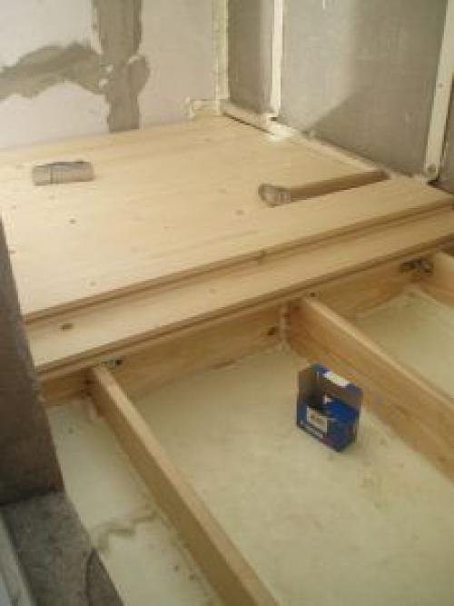 Фанера на пол под линолеум. Свойства и варианты укладки фанеры