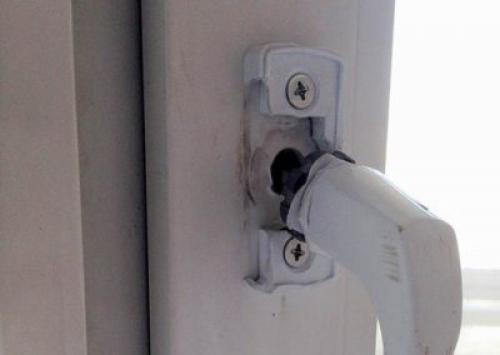 Замена ручки на пластиковом окне. Как поменять ручку на пластиковом окне